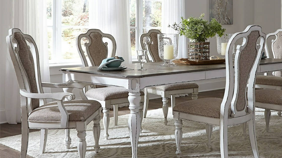 Magnolia Manor Dining Set